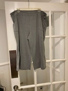 Mix&Co size 2X capris good condition